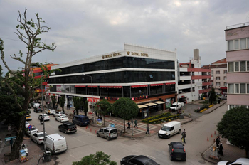 Royal Hotel İnegöl Ağrı - 