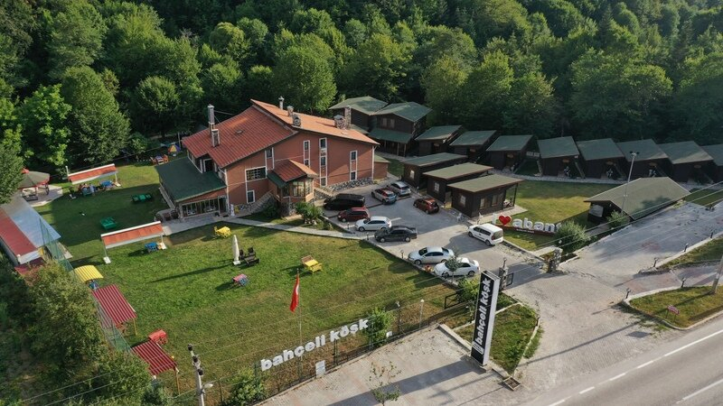 Abant Bahçeli Köşk Otel Bungalov Resim 