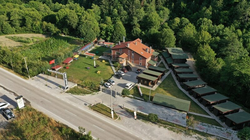 Abant Bahçeli Köşk Otel Bungalov Resim 1