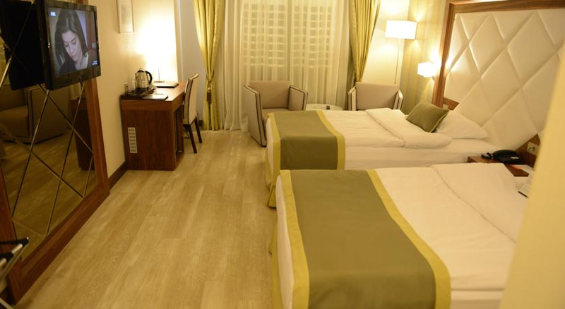 Adana Plaza Otel Resim 9