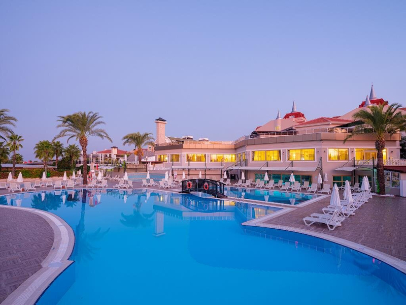 Aydınbey Famous Resort Resim 3