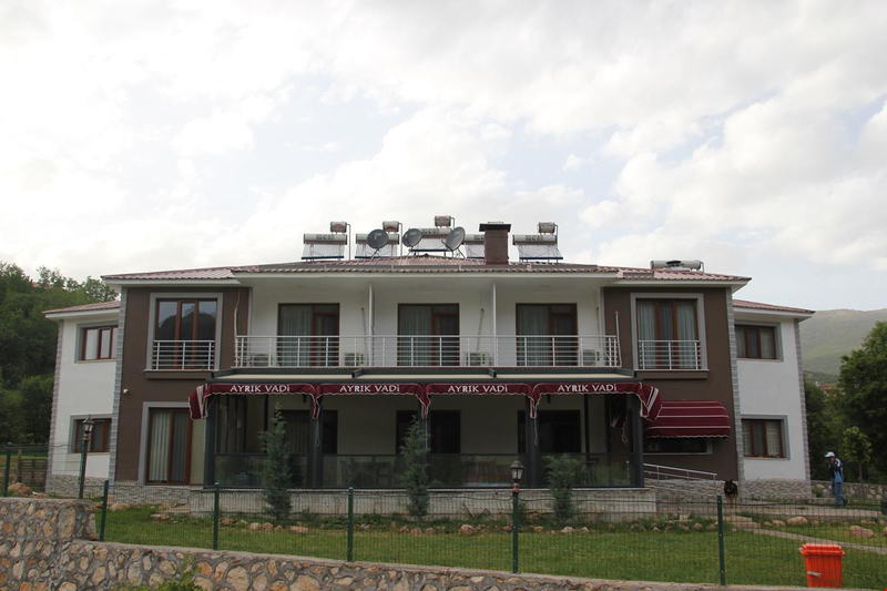 Ayrık Vadi Çiftlik Evi Tunceli Resim 1