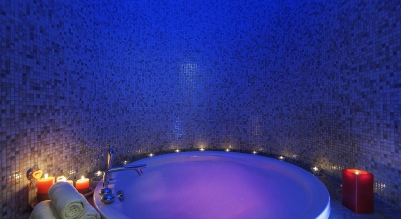 Doubletree By Hilton Kuşadası Resim 8