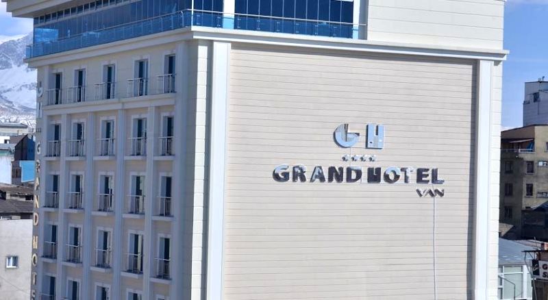 Grand Hotel Van Resim 3