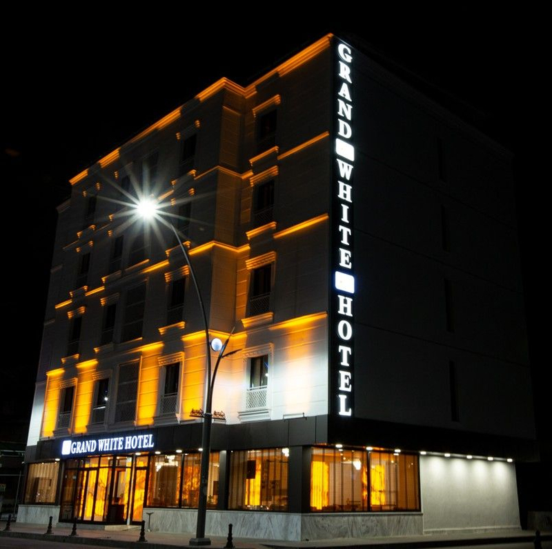 Grand White Hotel Resim 5