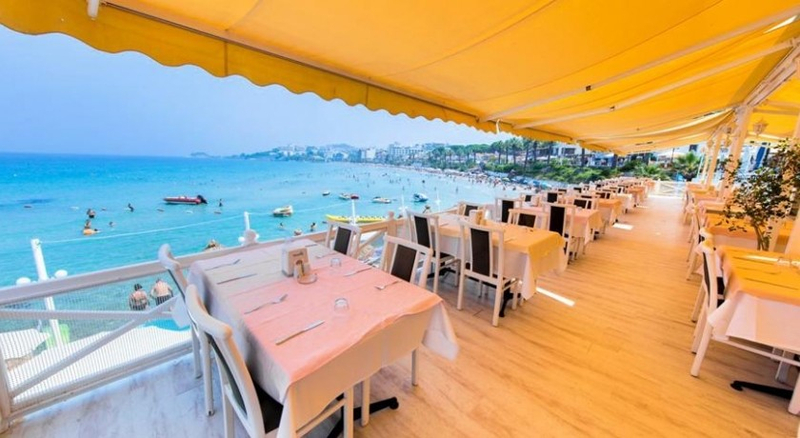 Martı Beach Hotel Kuşadası Resim 3