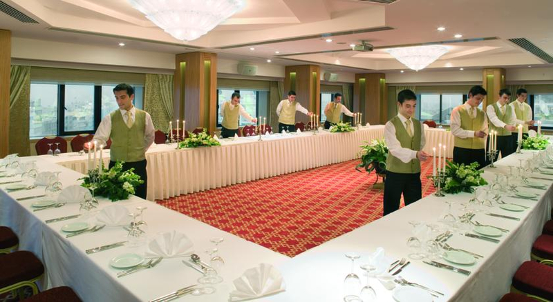 Mövenpick Hotel İzmir Resim 10