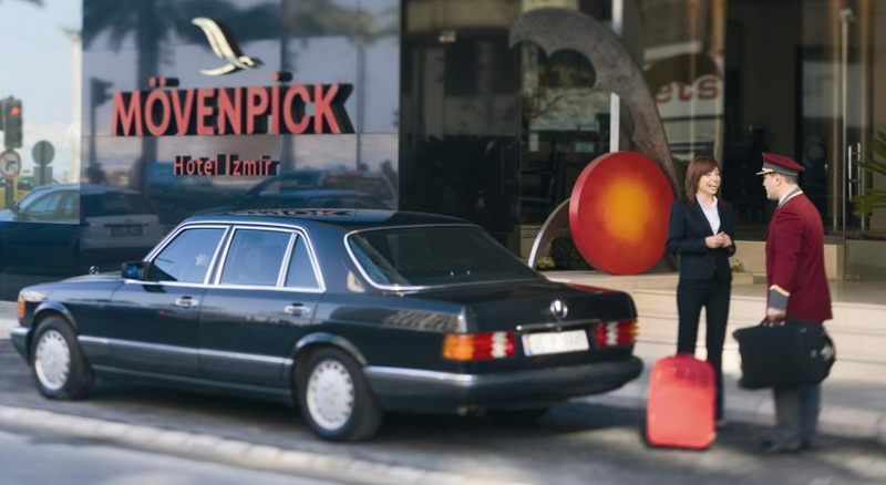 Mövenpick Hotel İzmir Resim 2