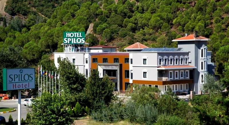 Spilos Hotel Resim 1