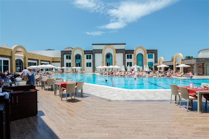 The Lumos Deluxe Resort Hotel & Spa Resim 8